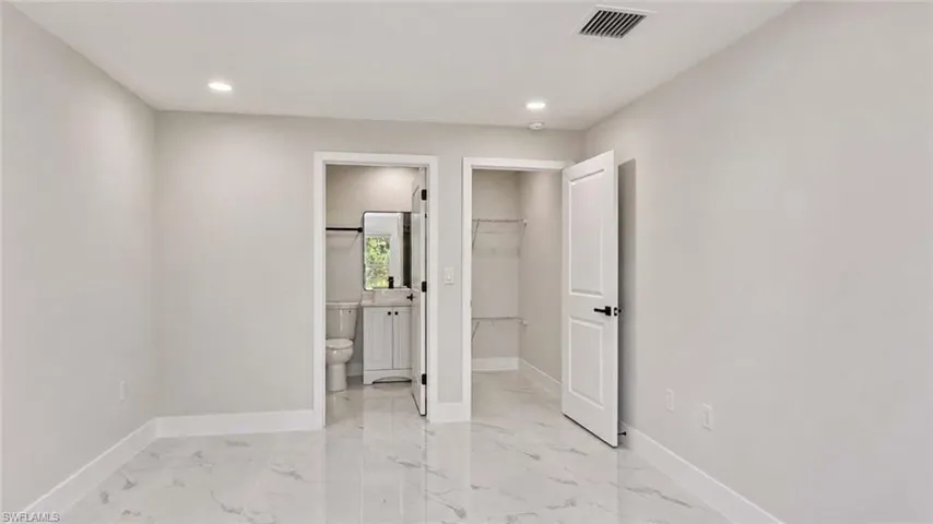 1120 Ravenswood St E, Lehigh Acres, Florida 33974
