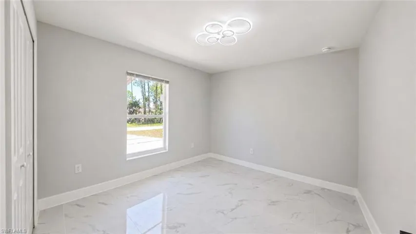 1120 Ravenswood St E, Lehigh Acres, Florida 33974