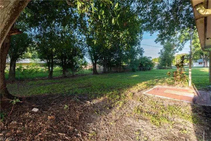 2330  Caladium  RD, Fort Myers, FL 33905