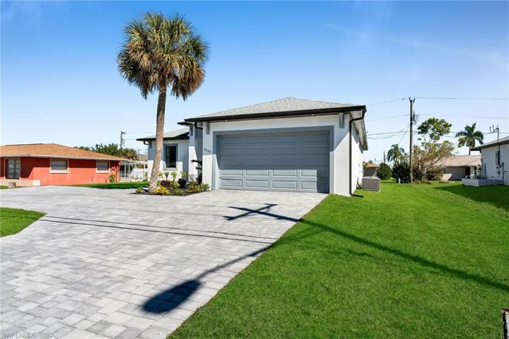 318 SE Van Loon  TER, Cape Coral, FL 33990