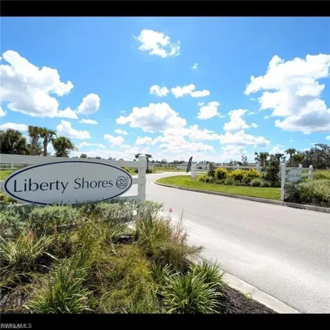815 Gen D Macarthur Ave, Labelle, Florida 33935