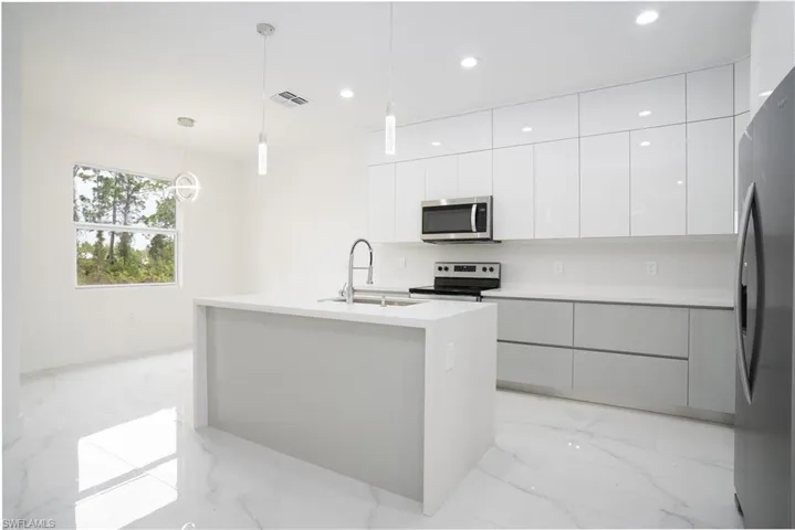 751 Newell ST E, LEHIGH ACRES FL 33974