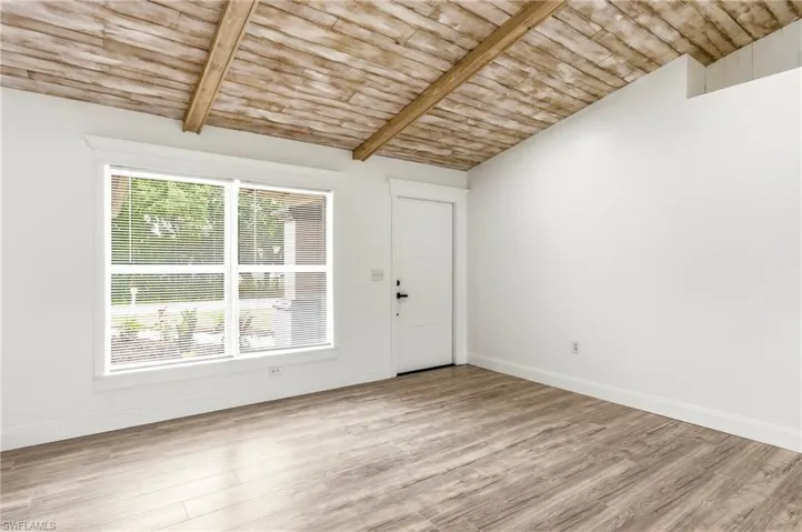 2406 E 23rd St, Alva, Florida 33920