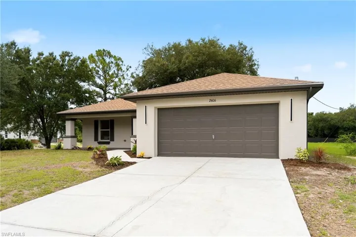 2406 E 23rd St, Alva, Florida 33920