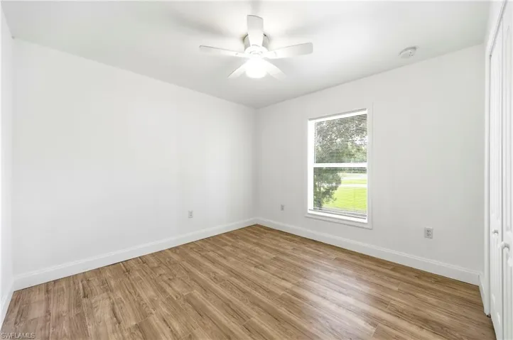 2406 E 23rd St, Alva, Florida 33920