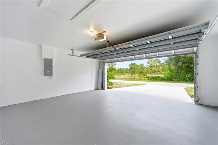 2406 E 23rd St, Alva, Florida 33920