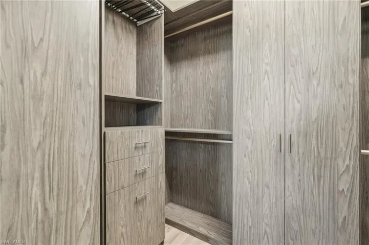 Master Suite walk in closet