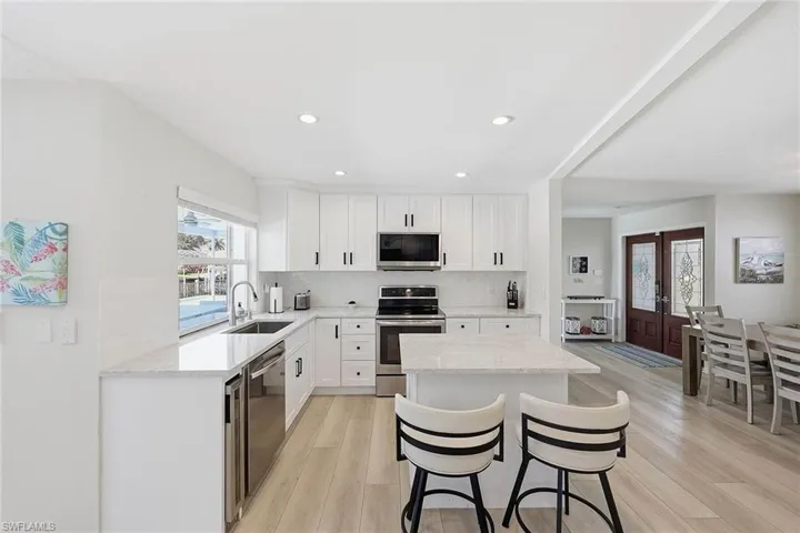 799  Caribbean  CT, Marco Island, FL 34145