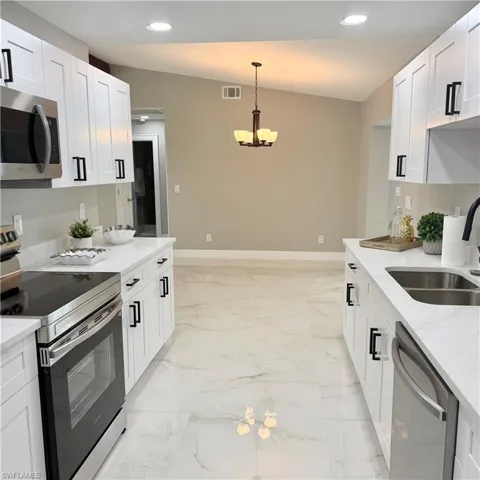 5142 19th Ct Sw, Naples, Florida 34116