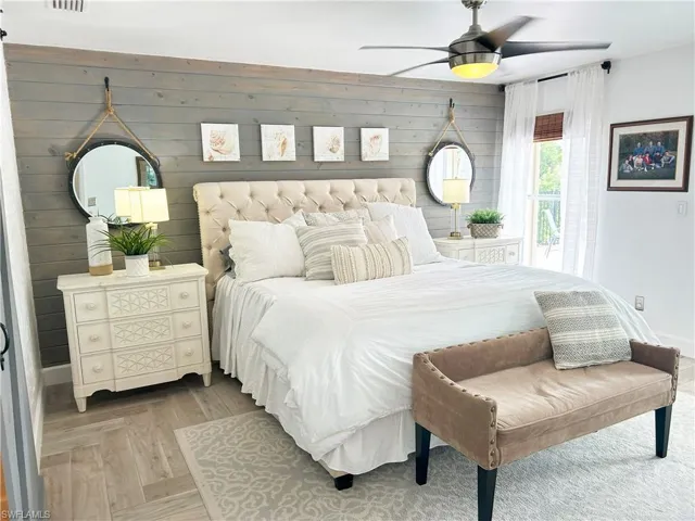 HUGE room