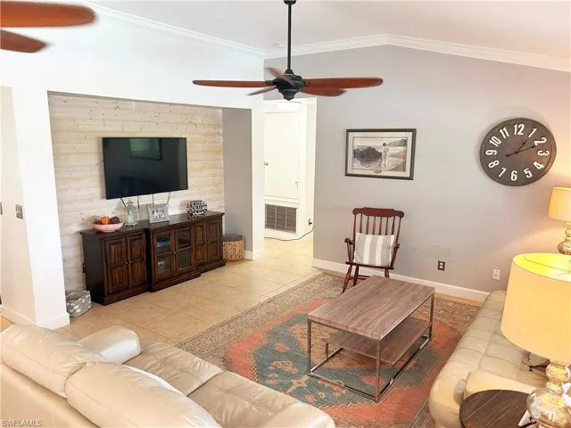 vaulted ceiling and crown molding