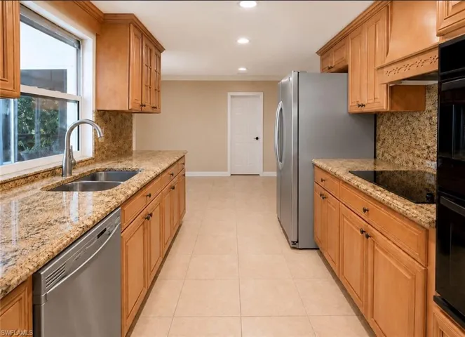 4479 Lakewood Blvd, Naples, Florida 34112