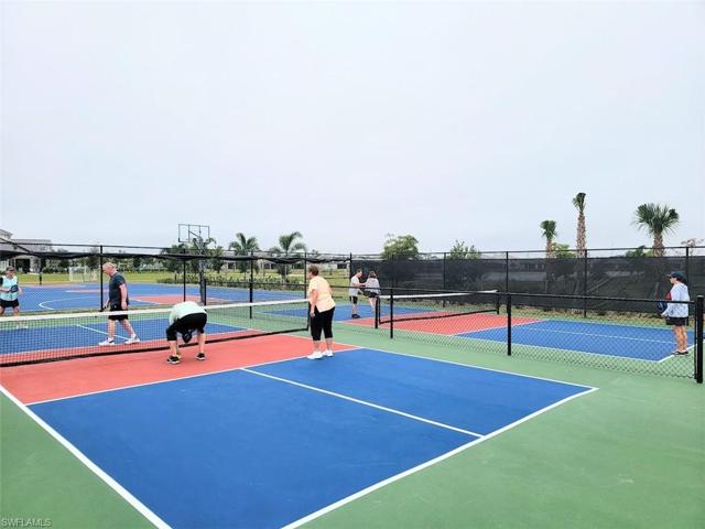Pickleball Courts