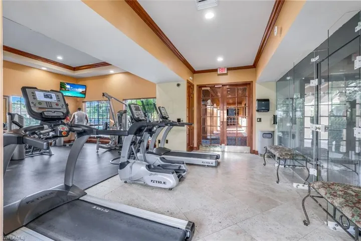 1230  Wildwood Lakes  BLVD, Naples, FL 34104