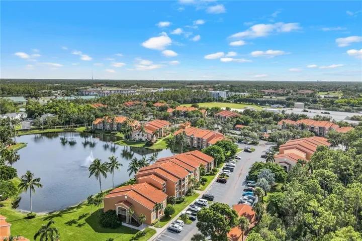 1230  Wildwood Lakes  BLVD, Naples, FL 34104