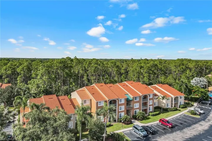 1230  Wildwood Lakes  BLVD, Naples, FL 34104