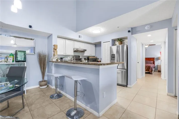 1230  Wildwood Lakes  BLVD, Naples, FL 34104