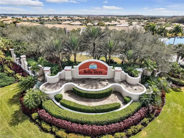 Bella Terra Entrance
