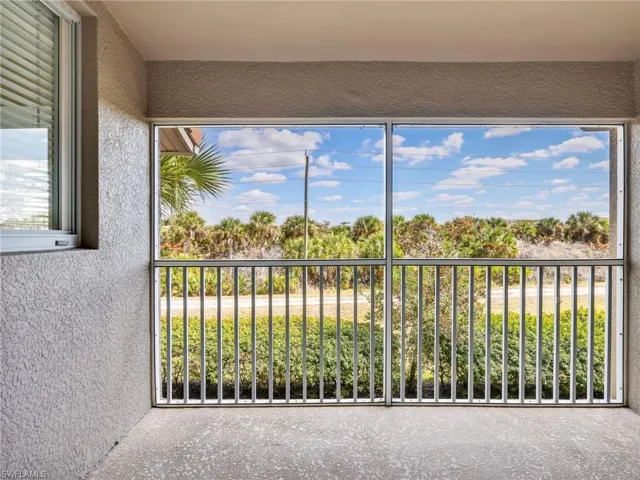Screened In Lanai with Landscaped View