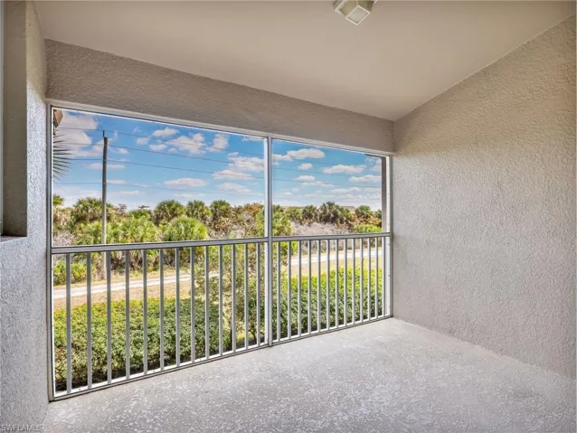Screened In Lanai with Landscaped View