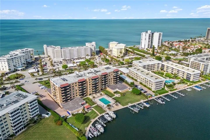 3430  Gulf Shore N BLVD, Naples, FL 34103