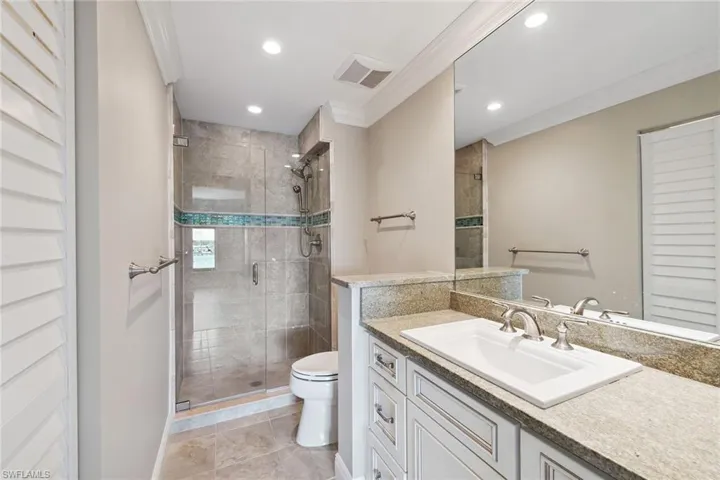 3430  Gulf Shore N BLVD, Naples, FL 34103