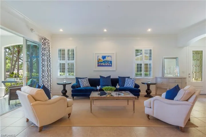 2864 Tiburon Blvd E 101, Naples, Florida 34109