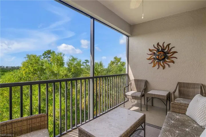 9826  Giaveno  CIR, Naples, FL 34113