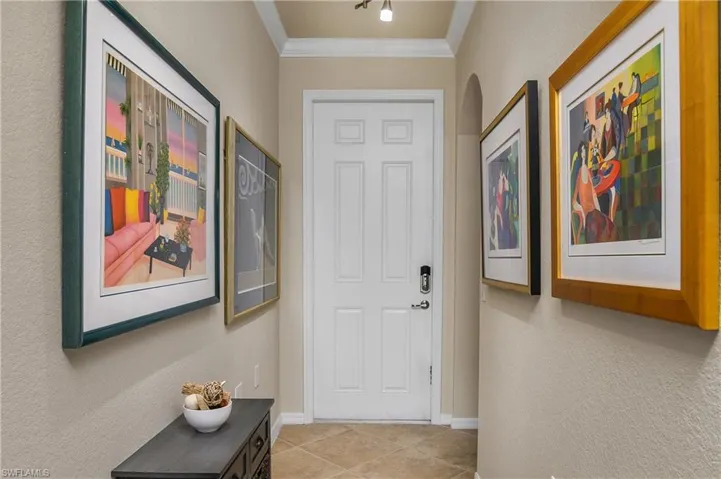 9826  Giaveno  CIR, Naples, FL 34113