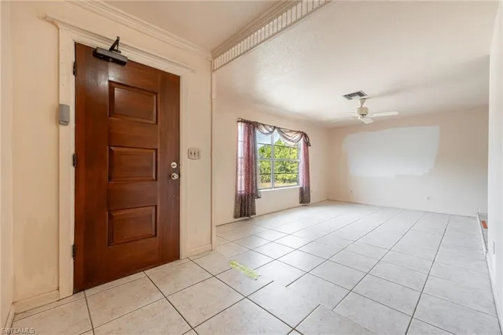 12401  Davis  BLVD, Fort Myers, FL 33905
