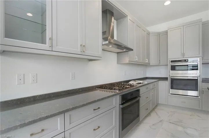 20195 Ainsley St, Estero, Florida 33928