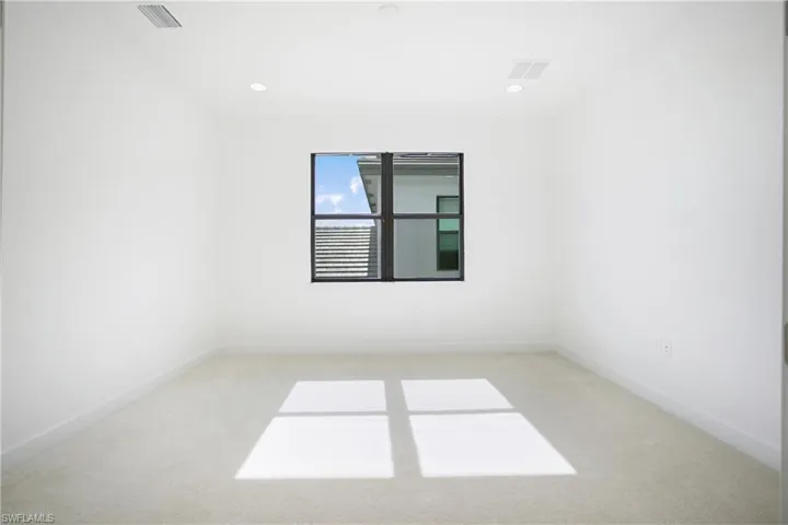 20195 Ainsley St, Estero, Florida 33928