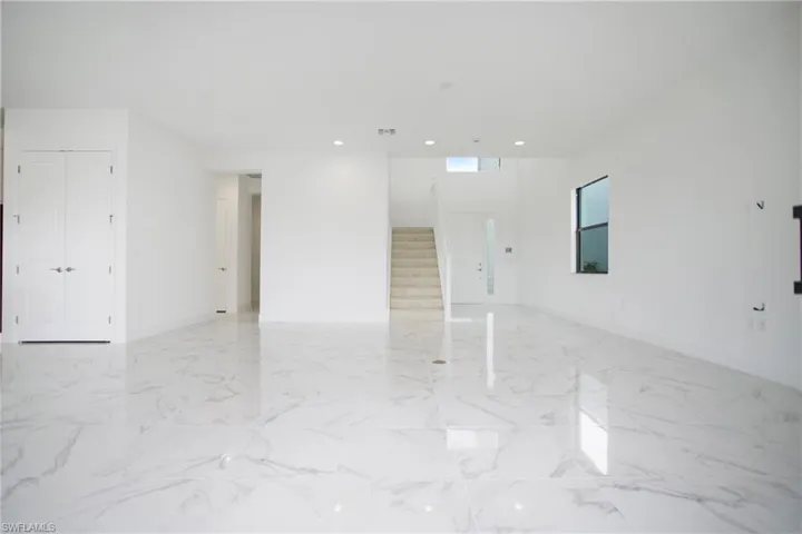 20195 Ainsley St, Estero, Florida 33928