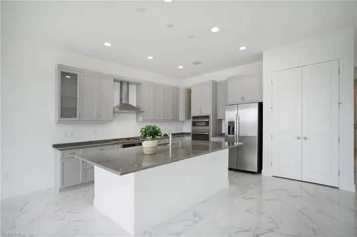 20195 Ainsley St, Estero, Florida 33928