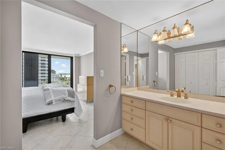320 Seaview Ct 711, Marco Island, Florida 34145
