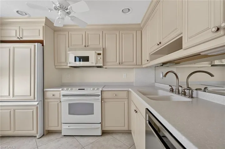 320 Seaview Ct 711, Marco Island, Florida 34145