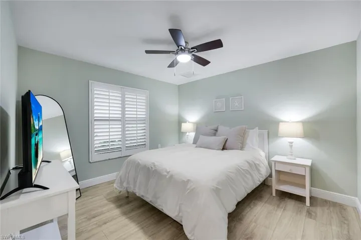 517 Parkwood Ln, Naples, Florida 34103