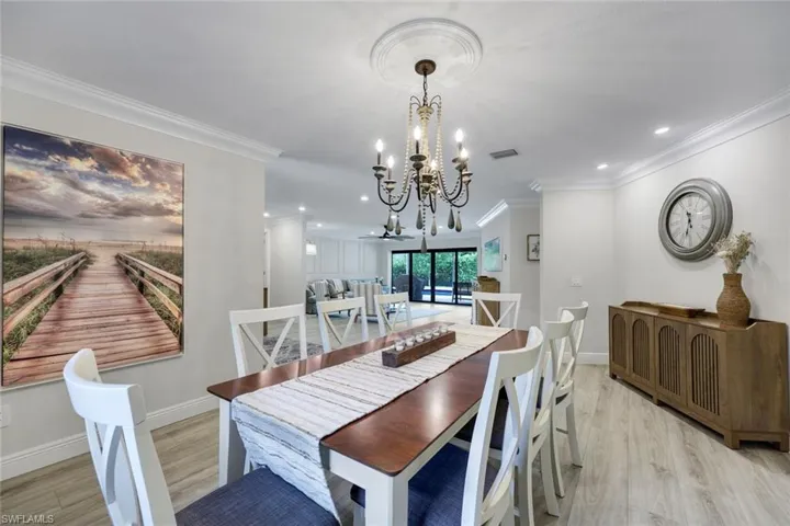 517 Parkwood Ln, Naples, Florida 34103