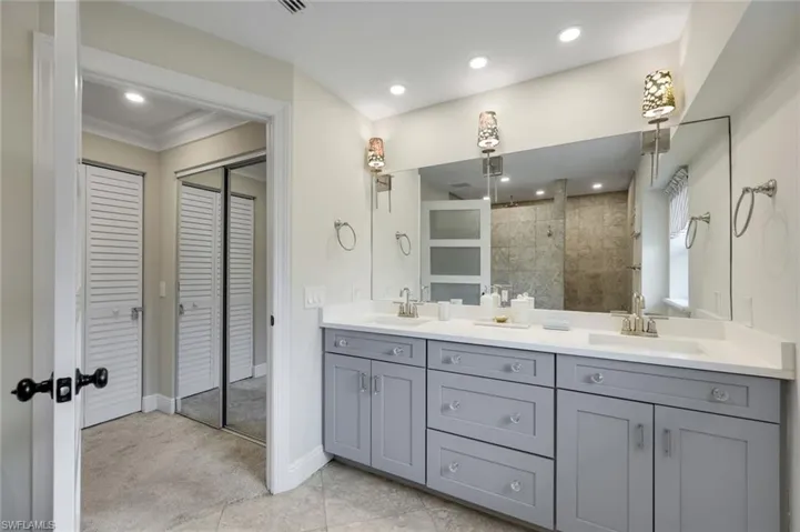 517 Parkwood Ln, Naples, Florida 34103