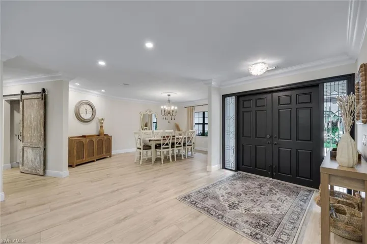 517 Parkwood Ln, Naples, Florida 34103