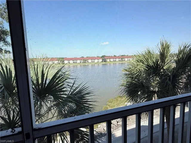 2730  Cypress Trace  CIR, Naples, FL 34119