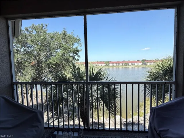 2730  Cypress Trace  CIR, Naples, FL 34119