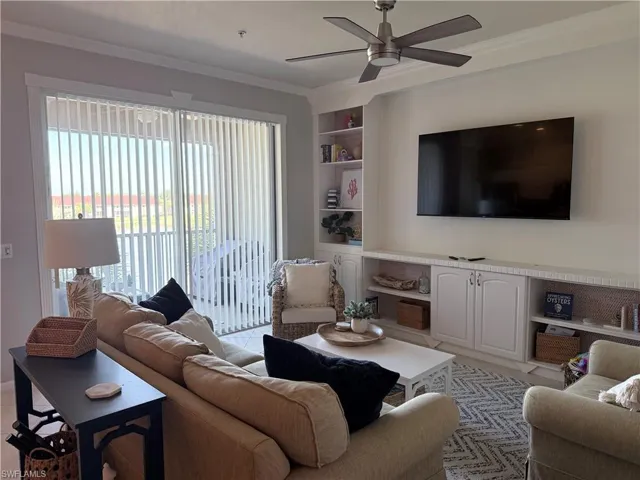 2730  Cypress Trace  CIR, Naples, FL 34119