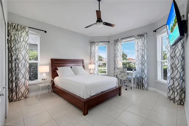 5311 Sw 26th Ct, Cape Coral, Florida 33914