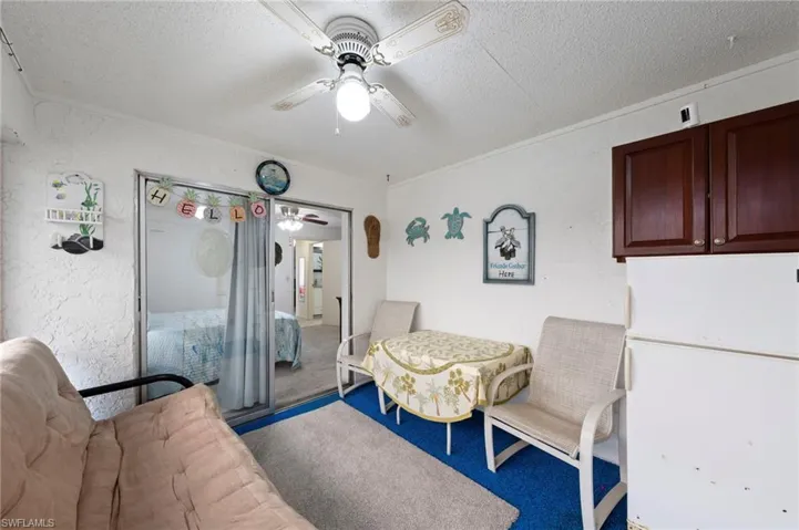 4706 4th Pl 15, Cape Coral, Florida 33904