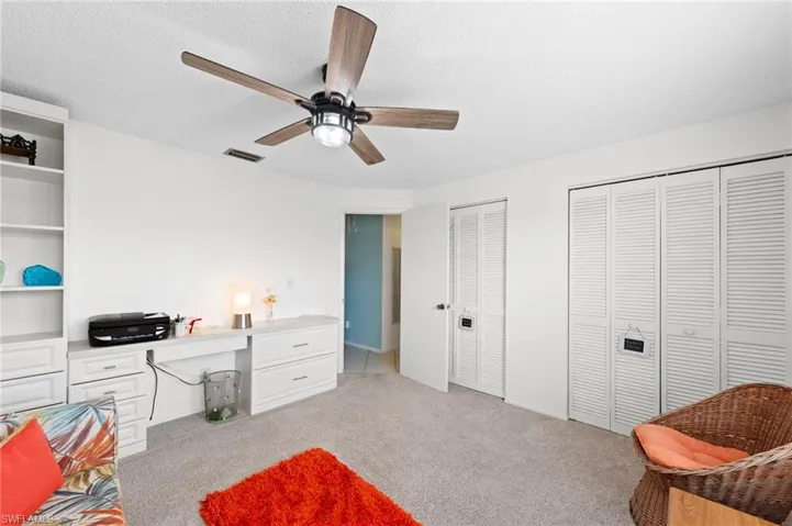 4706 4th Pl 15, Cape Coral, Florida 33904