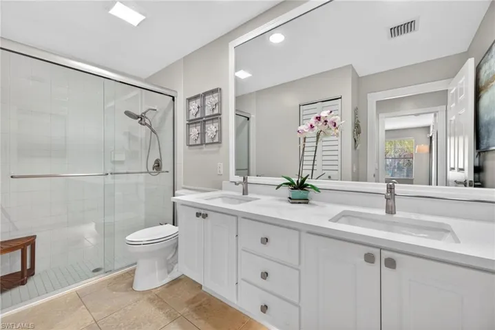 Owner's Bath