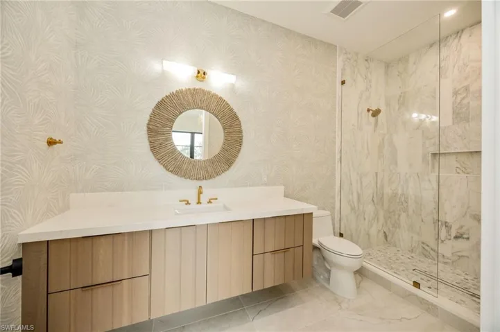 Bedroom 2 Ensuite