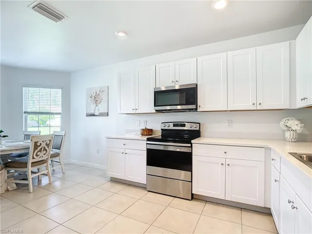 17541  Phlox  DR, Fort Myers, FL 33967