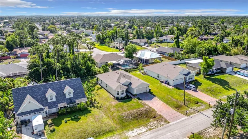 17541  Phlox  DR, Fort Myers, FL 33967